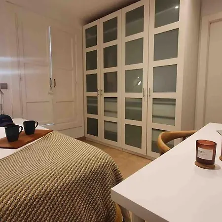 Apartamento De 2 Dormitorios En Menendez Pelayo *